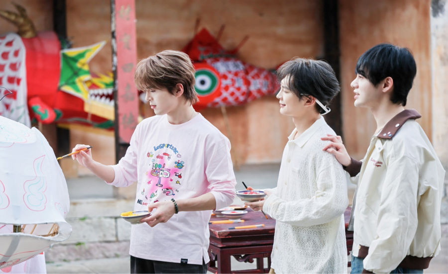 2025-12-25 21:28:01.131000