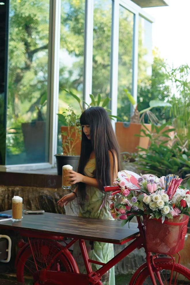 音乐专辑《显形与虚空》：古里果用二十年完成一场艺术的“显形”(显形是什么意思)