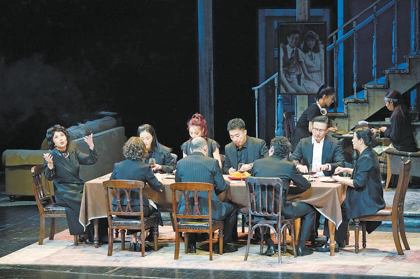 北京人艺新戏《小郡之秋》首演，三代演员同台(北京人艺全体演员)