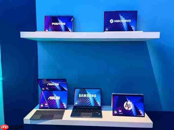 要买笔记本等等!超200款Intel酷睿Ultra 300新机杀到:本月正式开售