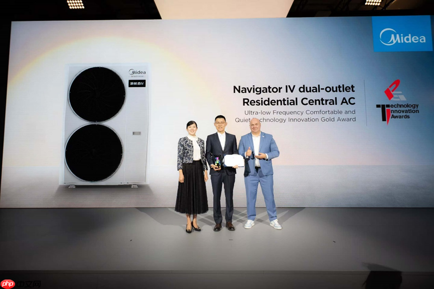 超低频、连续喷焓、双出风：美的用“舒适黄金铁三角”垒起舒适护城河