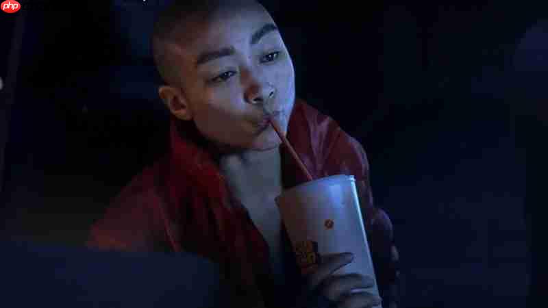 《星际：异端先知》光头女主被网友改成性感美女