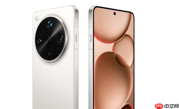 早报：三星独家供应iPhone Fold面板 卢伟冰透露新机