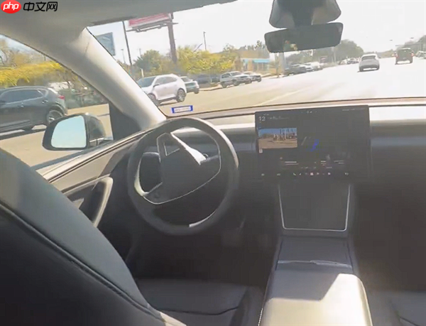 特斯拉最新最强FSD推送 英伟达科学家实测后给出超高评价