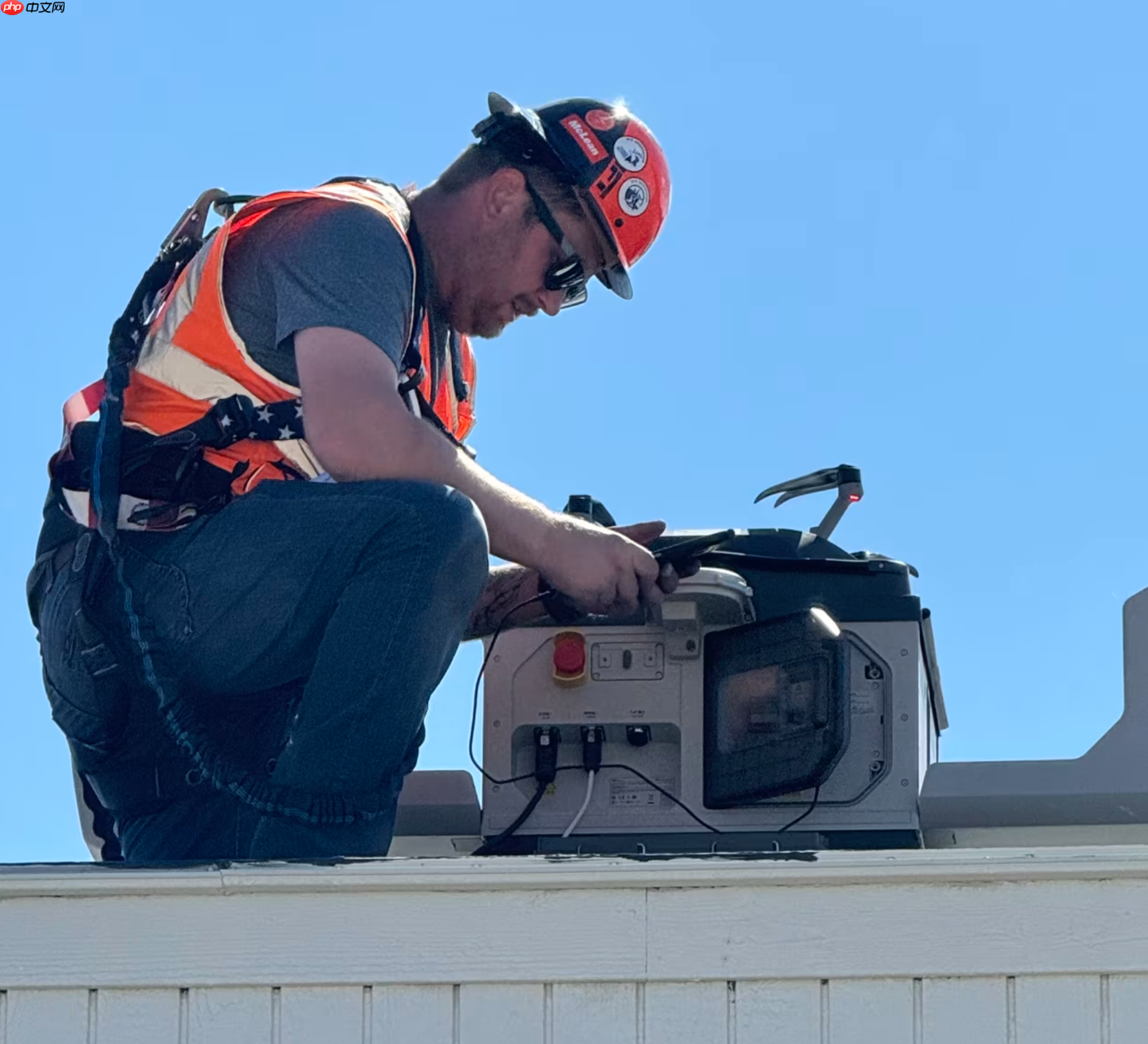 美政府封禁外国无人机引发愤怒，飞手称中国无人机无法替代