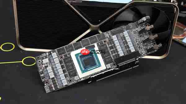 NVIDIA从未发布的900W显卡Titan Ada!被大神拆解了