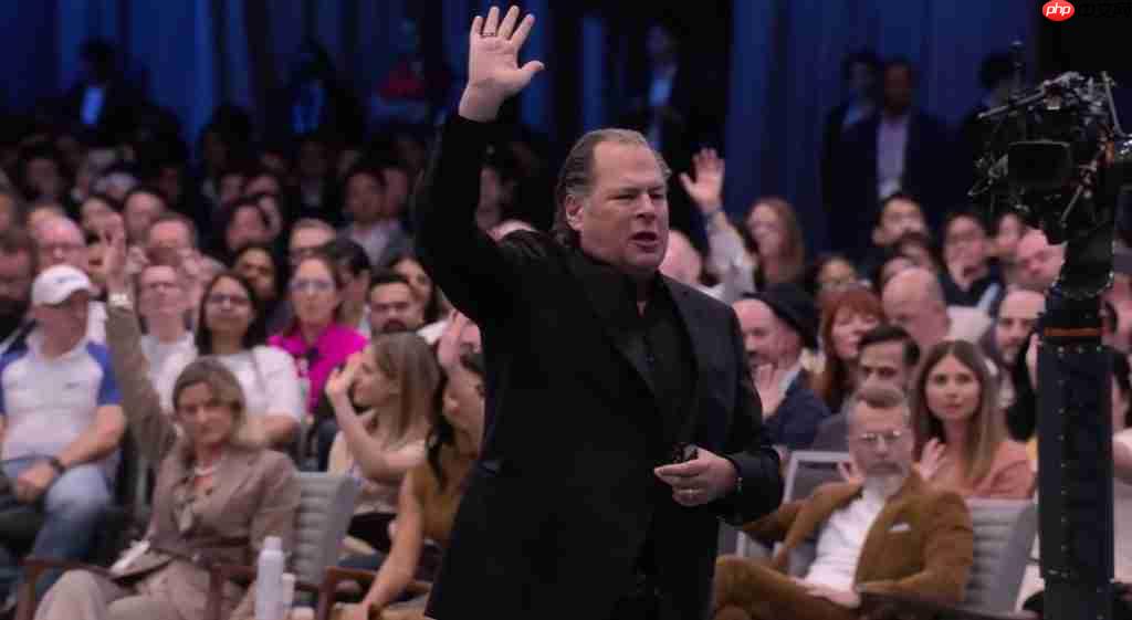 Salesforce CEO盛赞Google新AI超越ChatGPT，决定不再回头！全球CRM领域的AI革新力量