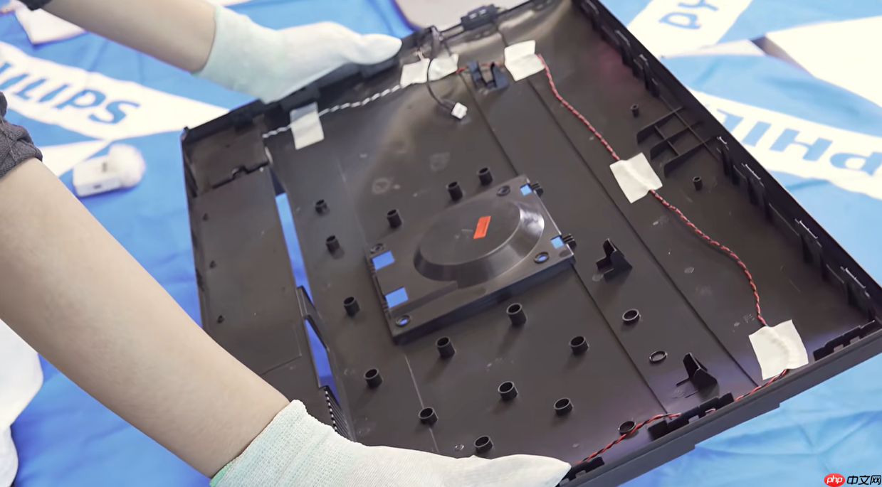 飞利浦【E探究竟】丨带你「探」明商用显示器内外兼修的“长寿”秘籍