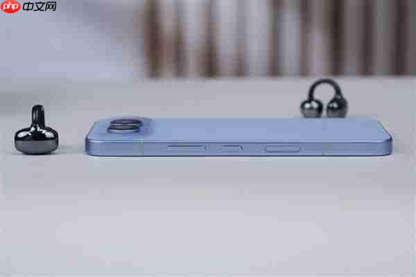 全新横向跑道式设计！荣耀500系列图赏