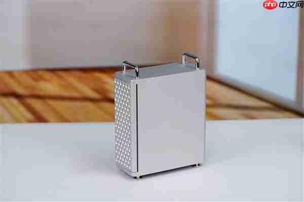 致敬苹果Mac Pro刨丝器！奥睿科Omini Pro迷你机图赏