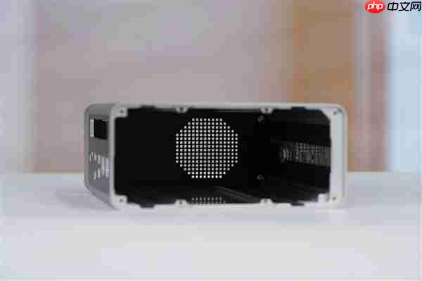 致敬苹果Mac Pro刨丝器！奥睿科Omini Pro迷你机图赏