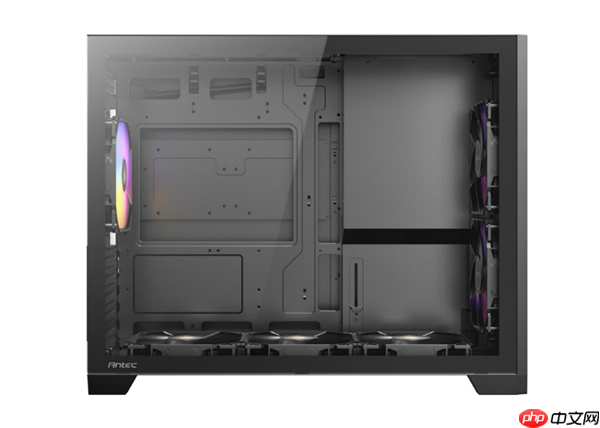 安钛克发布FLUX M机箱:搭载垂直+水平双风道