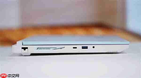 锐龙R9-9850HX万元本！雷神猎刃S游戏本图赏