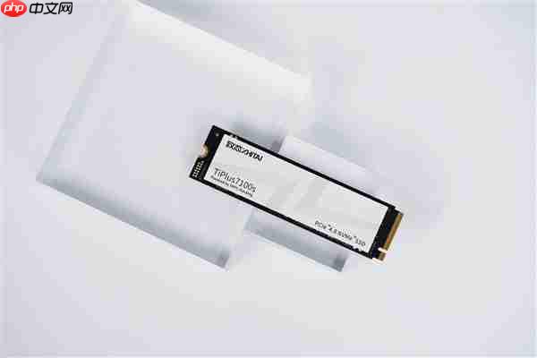 疾速7400MB/s！长江存储致态TiPlus7100s 2TB SSD图赏