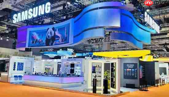 三星连续8年亮相进博会 看科技巨头如何引领行业发展