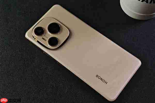 续航巨无霸！荣耀将率先量产10000mAh手机