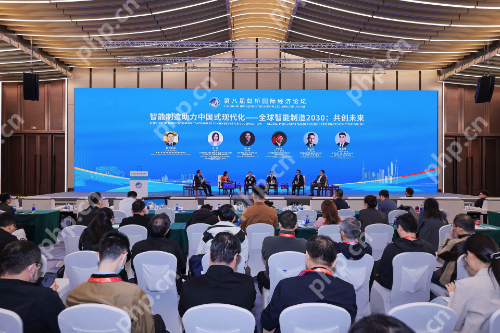 AI越多越好?中国工业机器人探索“有用则灵”的差异化路径 - php中文网