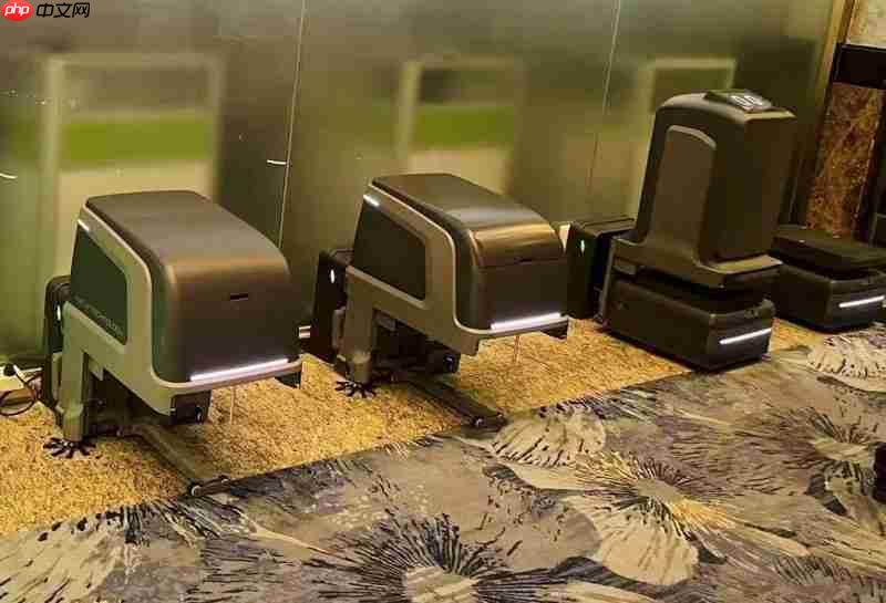 云迹科技机器人健康行:机器人UP迎来专属保养,用心守护酒店智能运营