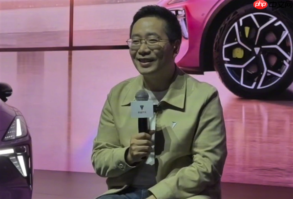 深蓝董事长邓承浩谈隐藏式门把手，受特斯拉启发，行业新趋势探析