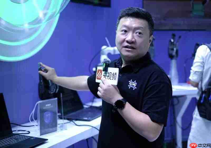 触觉增强世界模型引关注，一目科技IROS首秀定义机器人感知新维度