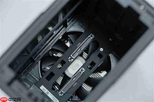 升级X86架构性能大提升!极空间Z2 Ultra图赏