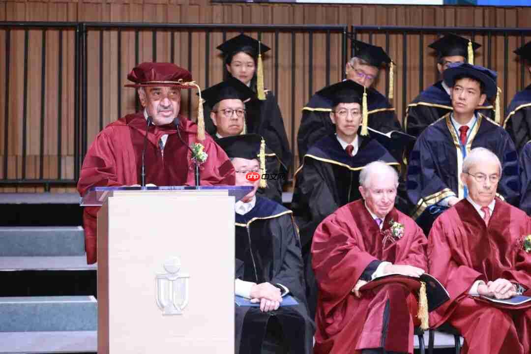 刘慈欣等五位“杰出领袖”获颁授港科大荣誉博士