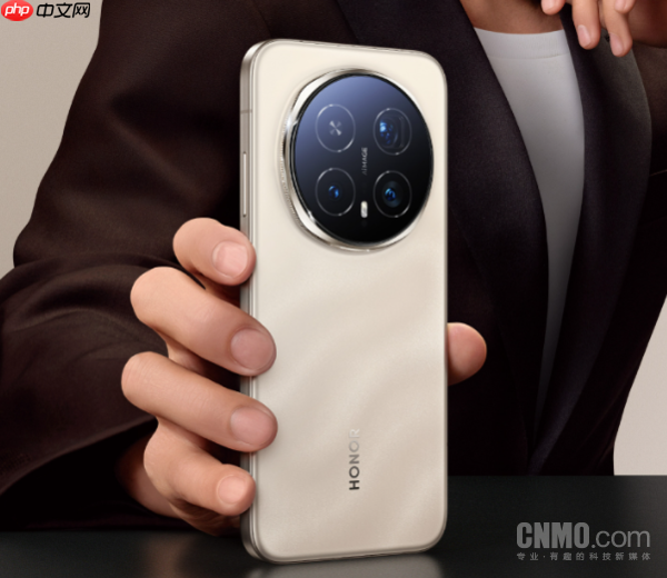 李坤：荣耀Magic8 Pro跑分达428万 配超广域液冷散热