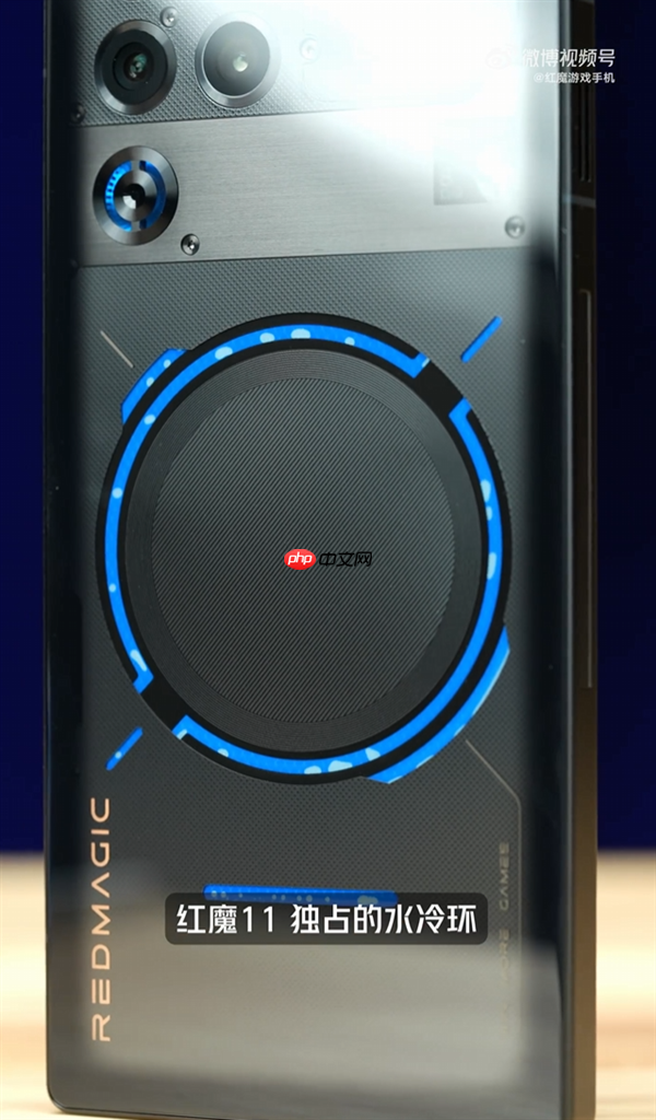 行业首款风水双冷手机 红魔11 Pro系列真机开箱：酷炫水冷环、唯一纯平后盖