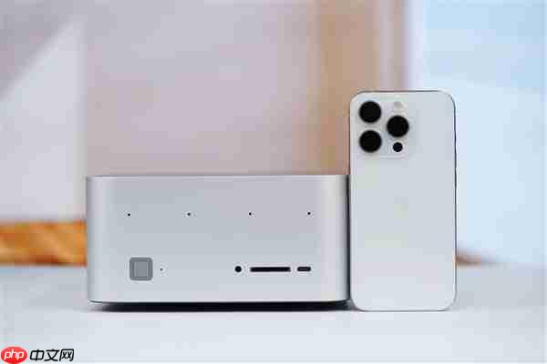 搭载AMD锐龙AI Max+ 395！零刻GTR9 Pro迷你AI工作站图赏