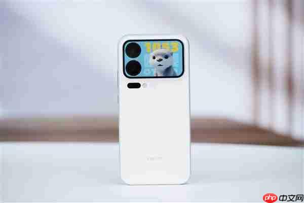 多一块屏对标iPhone 17 Pro Max！小米17 Pro Max图赏