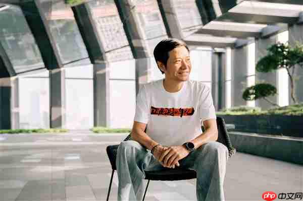 雷军回应年度演讲7大问题：时长大约2个半小时、小米17加量不加价