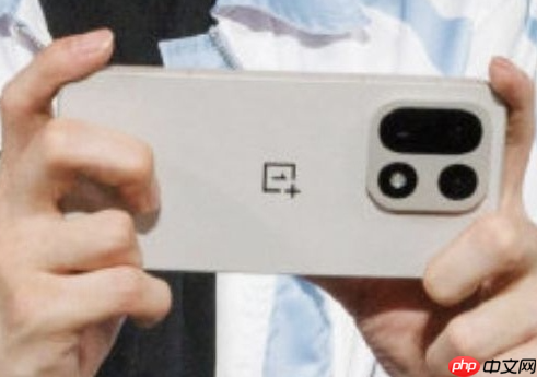 一加15新机将在全球发布 已获海外认证 型号名确认