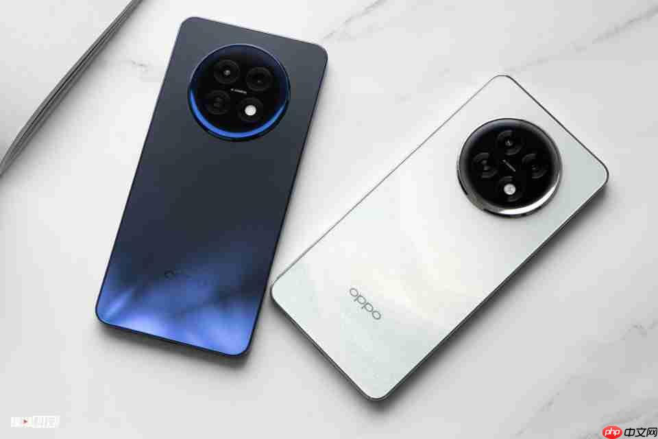 潮流双色设计，OPPO K13s尽显个性魅力