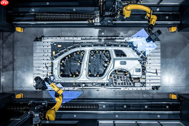 “ai+制造”走深向实，华为构建全栈能力，点亮智造未来