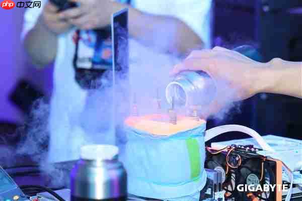 技嘉X870 AORUS Tachyon加持：锐龙7 9800X3D超频新世界纪录！突破7.3GHz大关