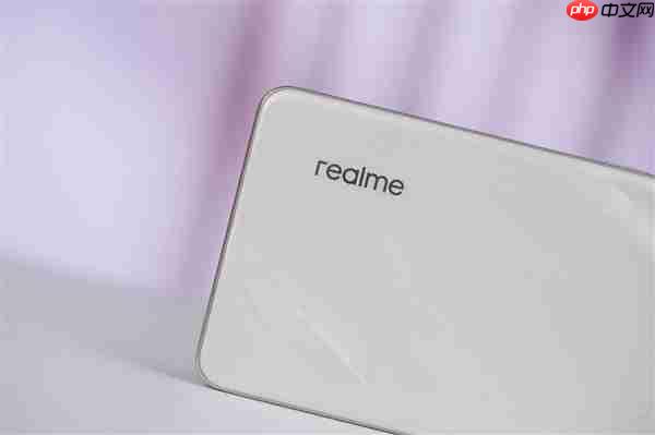 每台都独一无二！真我15 Pro图赏