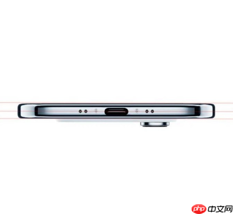 iPhone Air官网渲染图充电口“未居中” 网友:强迫症受不了了!