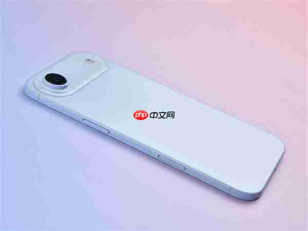 苹果发布会前 我们意外拿到了iPhone 17