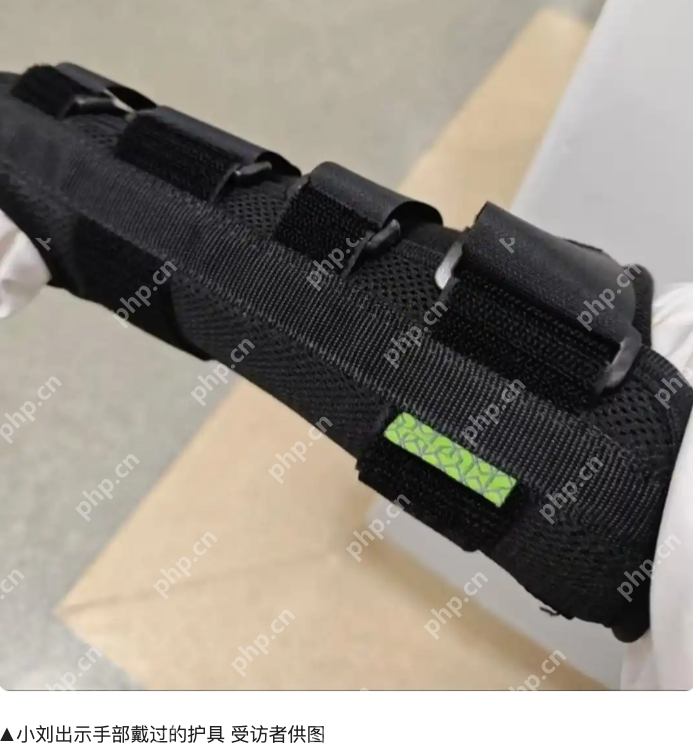 地铁抢座风波升级:女子称被七旬老太打伤,双方对簿公堂 - php中文网