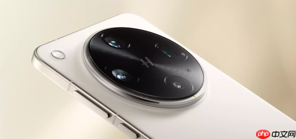 OPPO Find X9 Ultra影像配置揭晓，搭载新款2亿像素主摄惊艳亮相