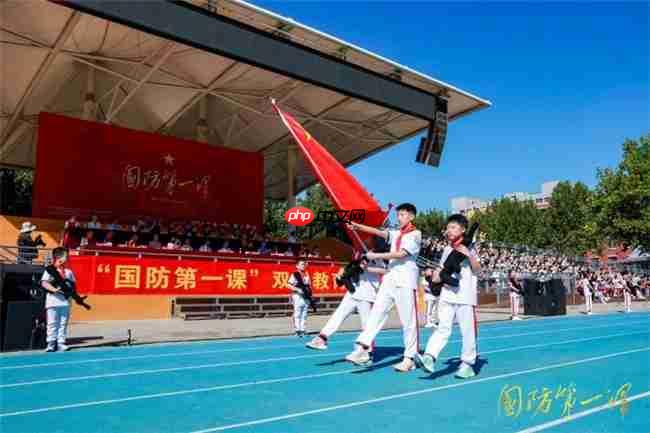 “国防第一课”双线教育行动在京举办  创新形式深化青少年国防教育