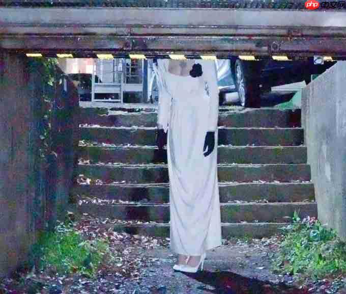 现实版八尺夫人！乌克兰美女Coser惊艳扮演蒂米特雷斯库夫人