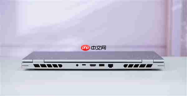 锐龙9 9850HX仅7999元！七彩虹MEOW橘宝R16 Ultra游戏本图赏