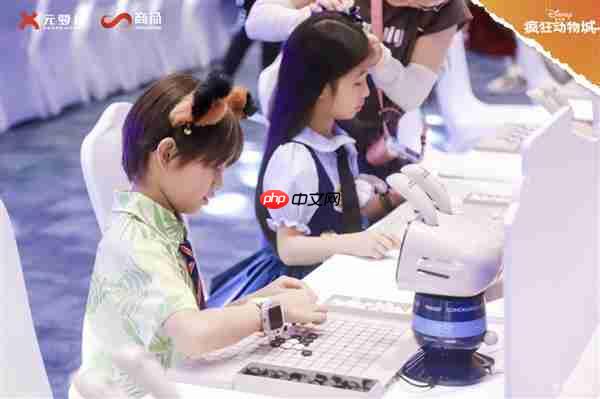 重磅！商汤元萝卜联动疯狂动物城发布朱迪系列新品