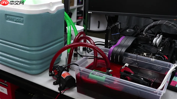 GTX 1060浸在变速箱油中超频!性能飙增16%:拿下Firestrike全球第一