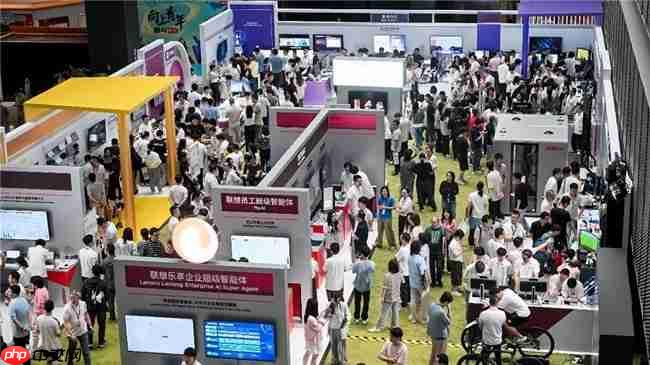 近200项前沿技术及产品亮相，联想集团展示“人工智能+”落地成果