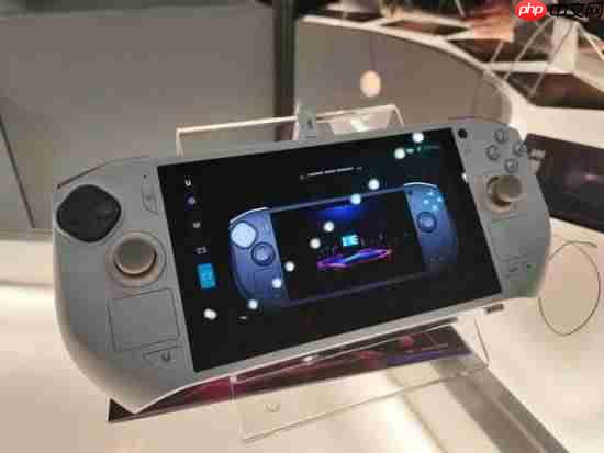 索泰掌机Zone Pro现身科隆：搭载Linux系统
