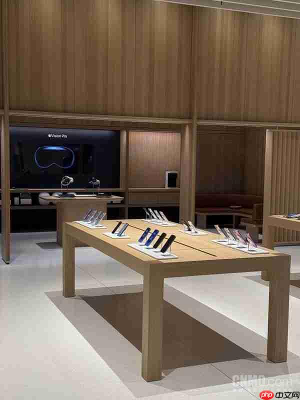 当科技拥抱自然 “木质”的Apple前海壹方城在深圳诞生