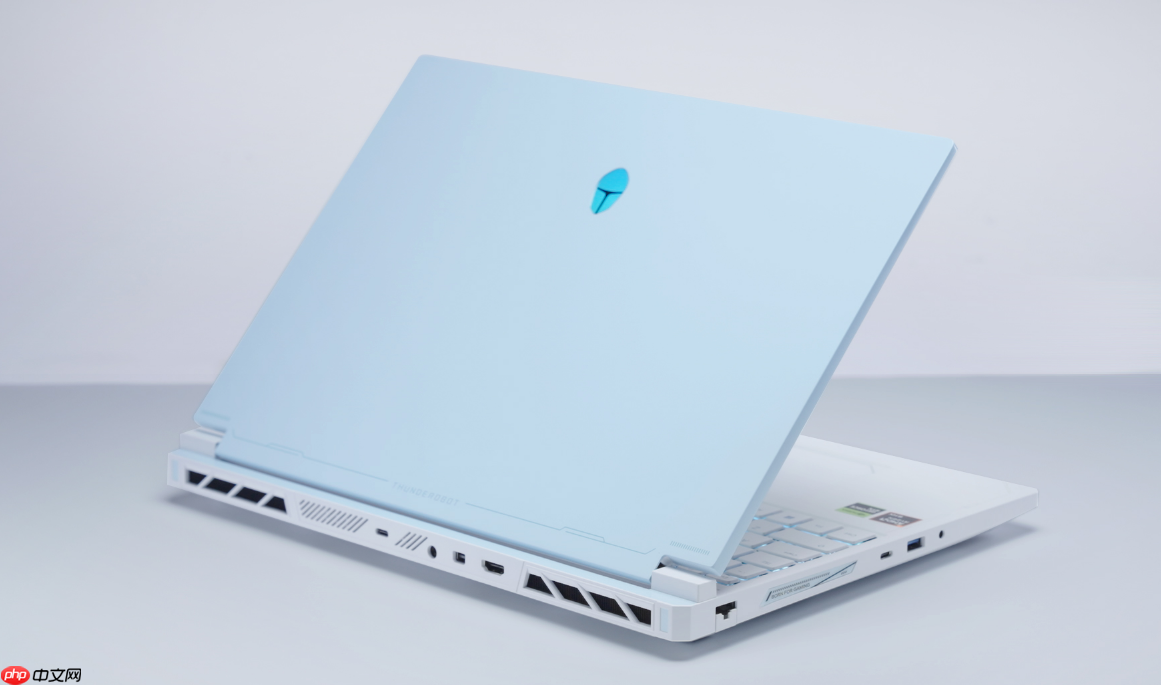 性能与美学双突破 雷神猎刃 S Ultra 携锐龙 9 9850HX 重磅登场