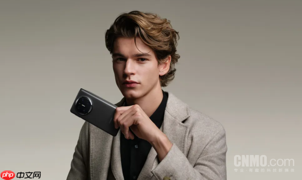 华为Mate X7参数被曝光 可变光圈+红枫影像+潜望微距